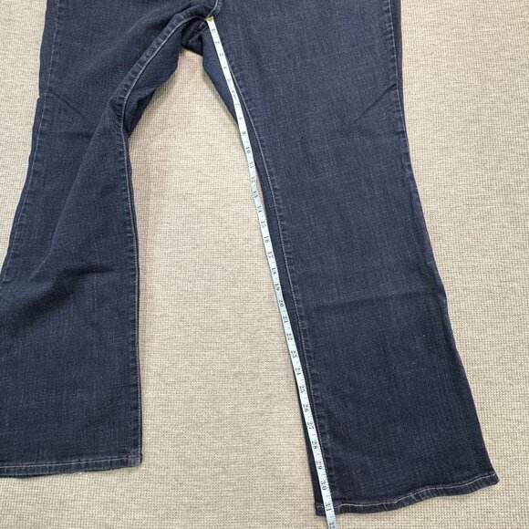 Levi Strauss Womens Classic Bootcut Jeans Size 24W Mid-Rise Dark Wash Denim - Picture 12 of 16